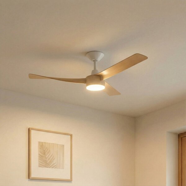 Lucande LED stropni ventilator Airona, bel/les, DC, tiho delovanje, z možnostjo, zatemnjen, Les, Dnevna soba / jedilnica, Plastika, Sodobni