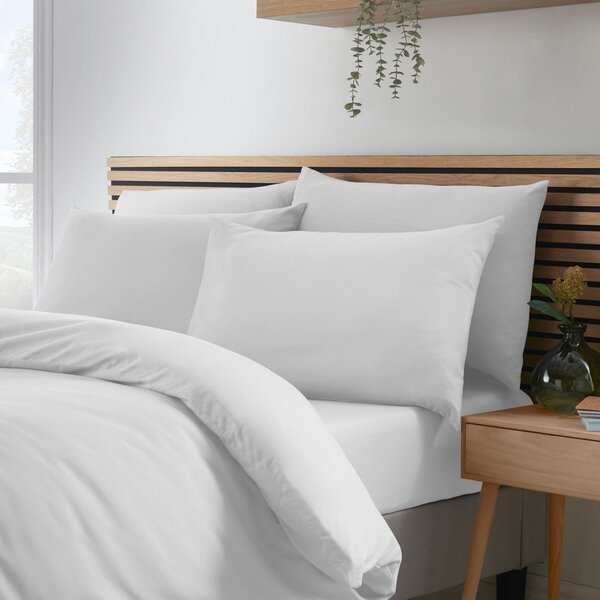 Bela posteljnina za zakonsko posteljo 200x200 cm So Soft Easy Iron – Catherine Lansfield