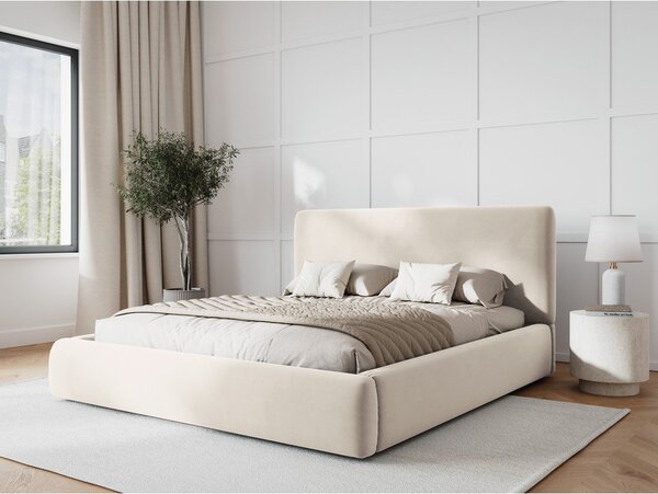 Bež oblazinjena zakonska postelja s prostorom za shranjevanje in letvenim dnom 180x200 cm Colonel – Cosmopolitan Design