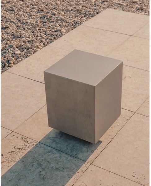 Vrtna mizica 35x35 cm Rustella – Kave Home