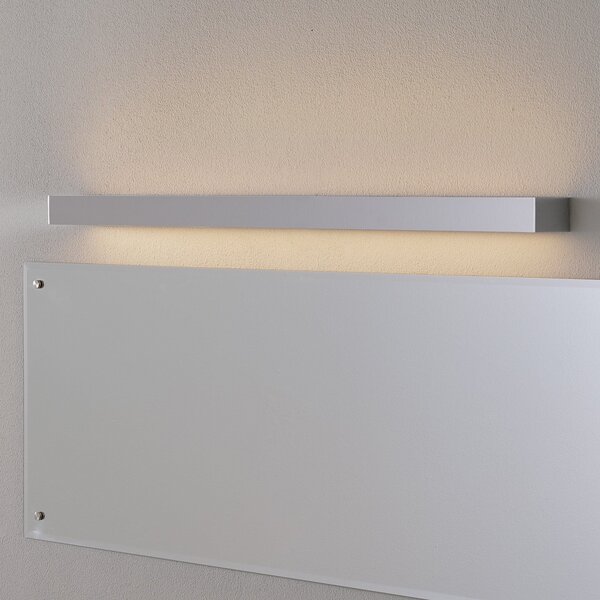 Helestra Theia LED luč za ogledalo, kromirana, 90 cm, Kovinska, Kopalnica, Kovina, Sodobni