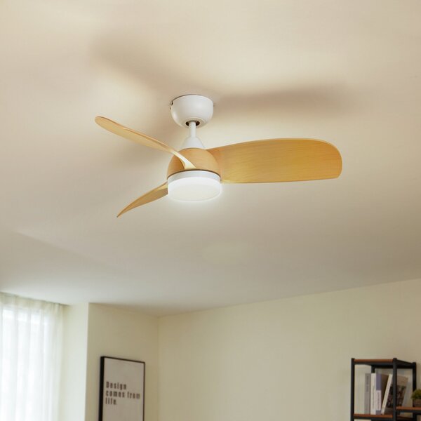 Lindby Stropni ventilator LED Enon, bela/drevesna barva, enosmerni tok,, zatemnjen, Bela, Dnevna soba / jedilnica, Kovina, Sodobni