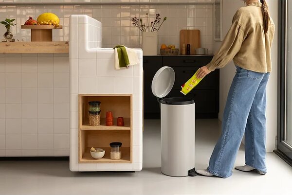Brabantia koš za smeti iz jekla 30 l