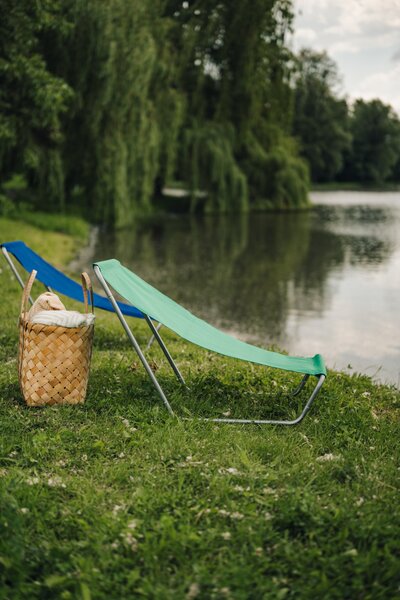 Zeleni zložljivi ležalnik za na plažo SAND