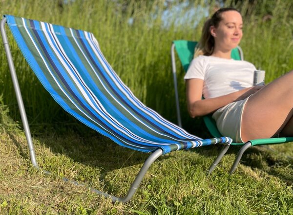 Modro-beli zložljivi ležalnik za plažo SAND