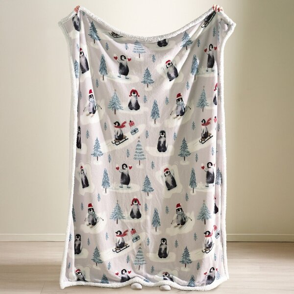 Bela odeja z božičnim motivom 170x130 cm Christmas Sherpa Penguins – Catherine Lansfield