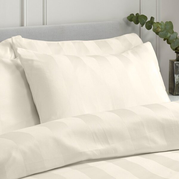 Kremno bela satenasta posteljnina za zakonsko posteljo 200x200 cm So Soft Satin Stripe – Catherine Lansfield