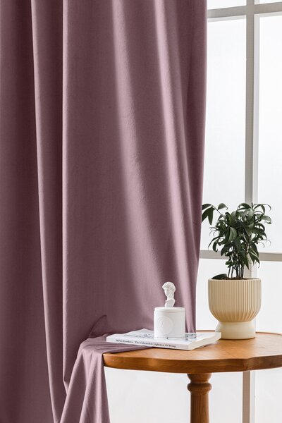 Svetlo vijolična zatemnitvena zavesa VELVET 140x250 cm Za obesiti: Trak za nabiranje
