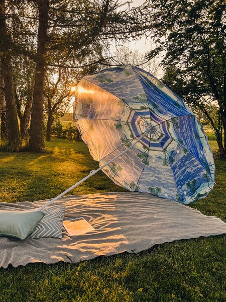 Modro - bel senčnik SOLSTICE 180 cm