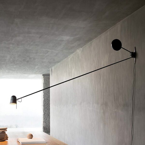 Luceplan LED stenska svetilka Counterbalance črna, Črna, Dnevna soba / jedilnica, Kovina, Dizajn