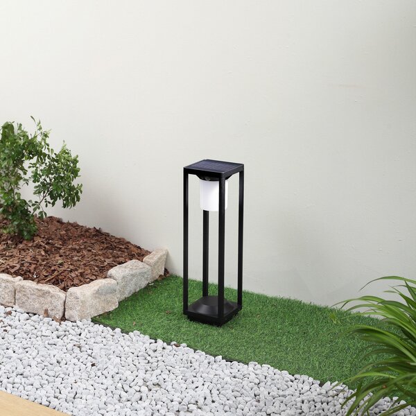 Lucande LED solarna luč za poti Nilea, 50 cm, črna, senzor, Črna, Aluminij, Sodobni