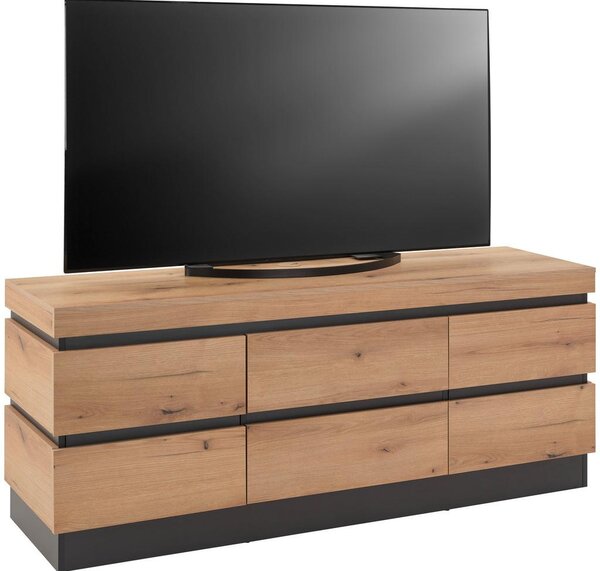 Mömax Tv Omarica Corte