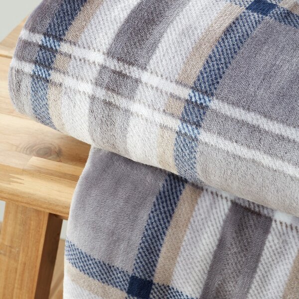 Siva odeja iz sherpa flisa 130x170 cm Kelso Check – Catherine Lansfield