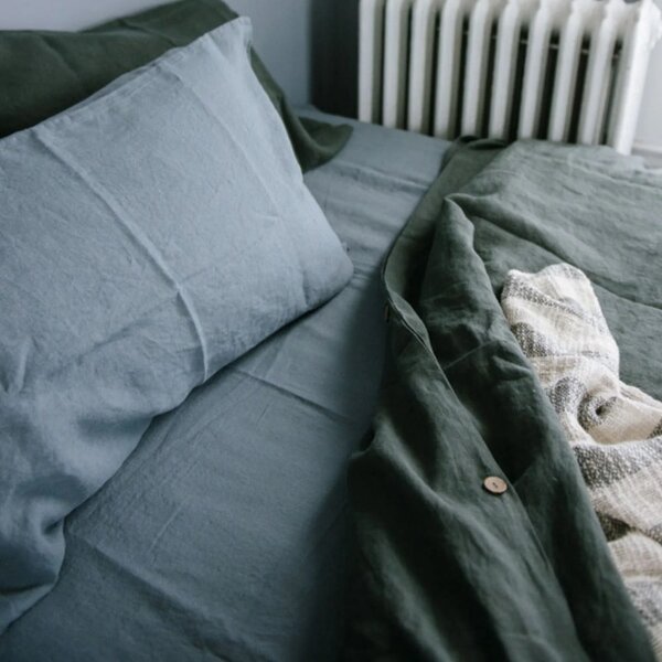 Lanena prevleka za vzglavnik 50x70 cm Blue Fog – Linen Tales