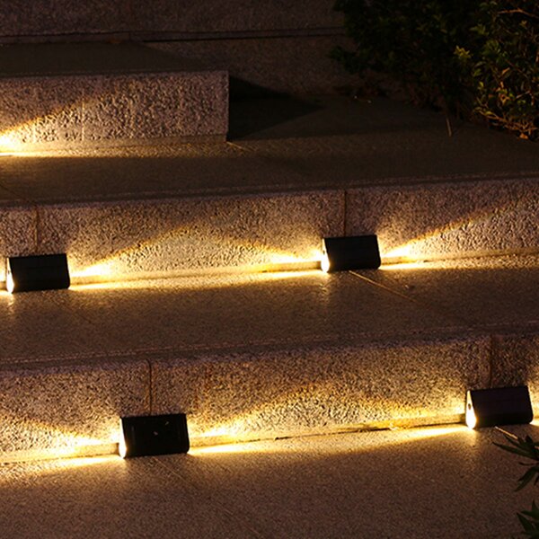 Lumisky LED-sončna stenska svetilka Twily, črna, širina 15 cm, komplet 4 kosov, Črna, Plastika, Sodobni