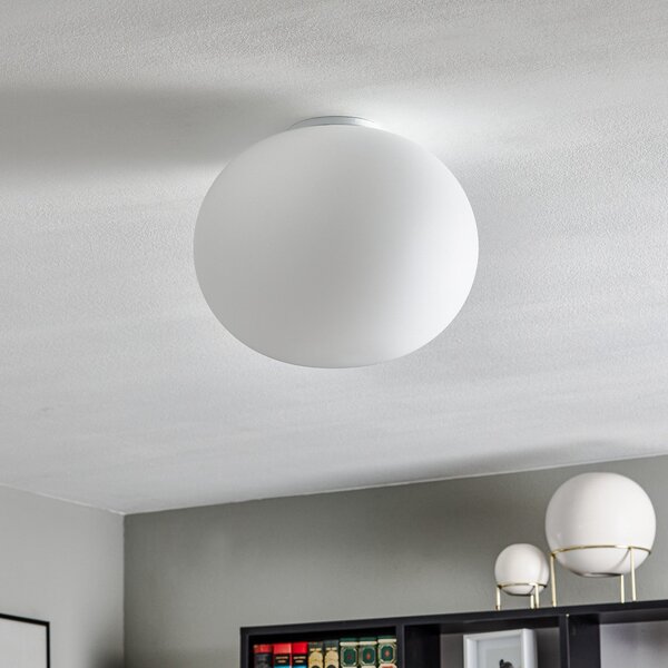 FLOS Glo-Ball - sferična stropna svetilka 33 cm, zatemnjen, Bela, Dnevna soba / jedilnica, Steklo, Dizajn, Globus