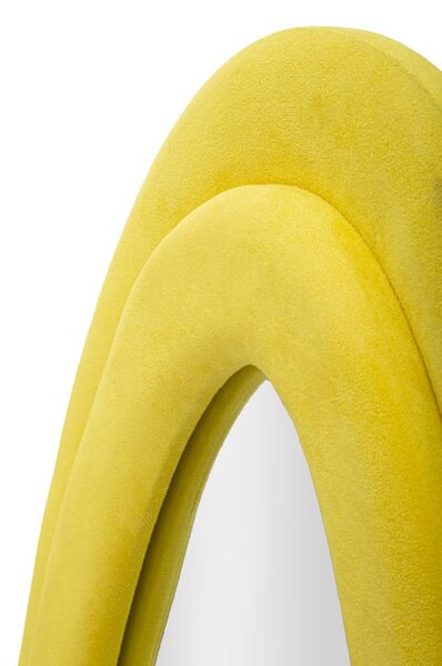 Stensko ogledalo Chanele Yellow