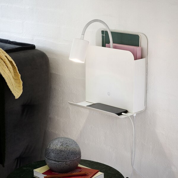 Nordlux Roomi stenska svetilka s polico in USB, bela, Bela, spalnica, Kovina, Sodobni, Svetilka za branje