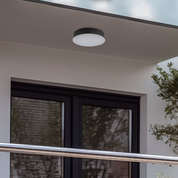 Lindby LED zunanje stropno svetilo Lahja, antracit, senzor, IP65, Črna, Plastika, Sodobni