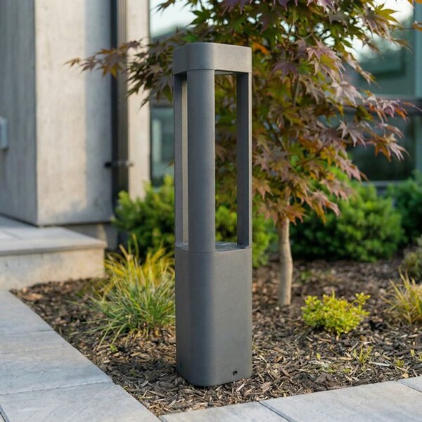 Lucande LED podstavna svetilka Pirron, 50 cm, trikotna, IP54, Črna, Kovina, Sodobni