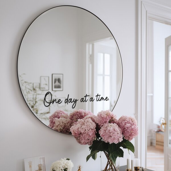 Nalepka za ogledalo S24 – One day at time
