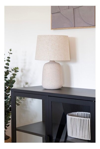 Kremno bela namizna svetilka s tekstilnim senčilom (višina 47 cm) Croft – House Nordic