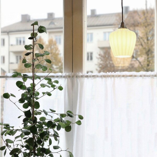 PR Home Visoka svetilka Amalfi, opalno bela, Ø 14 cm, steklo, E14, vtič, Bela, Dnevna soba / jedilnica, Steklo, Skandinavski