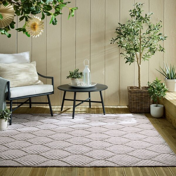 Slonokoščena notranja in zunanja preproga 80x150 cm Elm Leaf – Flair Rugs