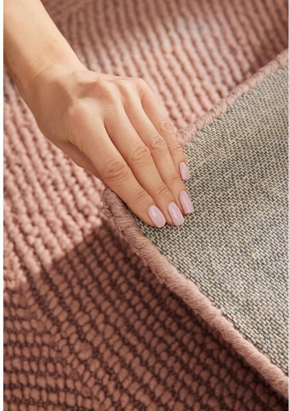 Ročno tkana volnena preproga v barvi terakote 80x150 cm Calmio – Hanse Home
