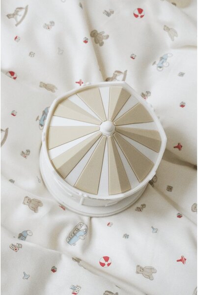 Slonokoščena otroška lučka Carousel Off-White – Cam Cam Copenhagen