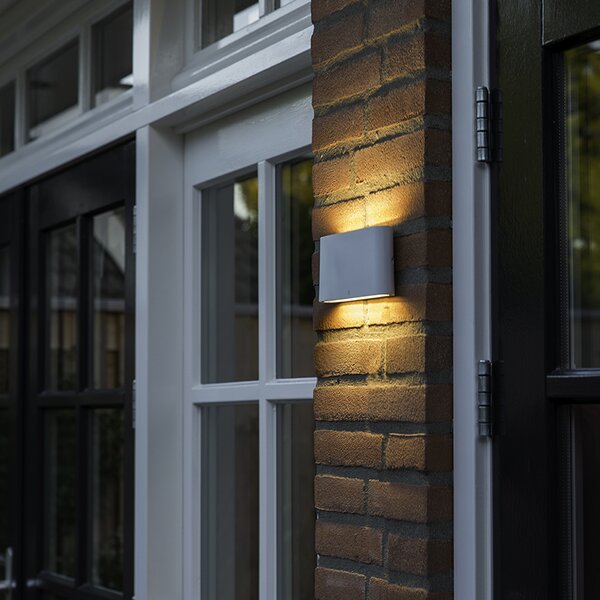 Stenska svetilka bela 17,5 cm vključno z LED IP65 - Batt