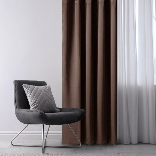 Rjava zavesa za delno zatemnitev 140x175 cm Kierra – Restilo