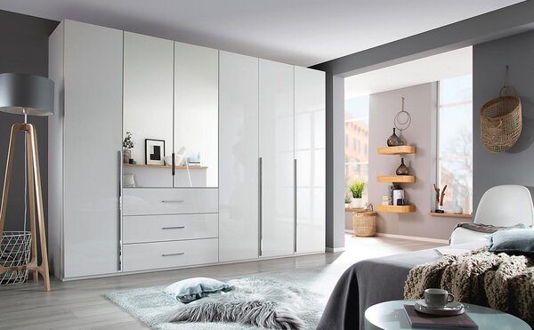 Home24 Omara S Klasičnimi Vrati Montclar, Bela