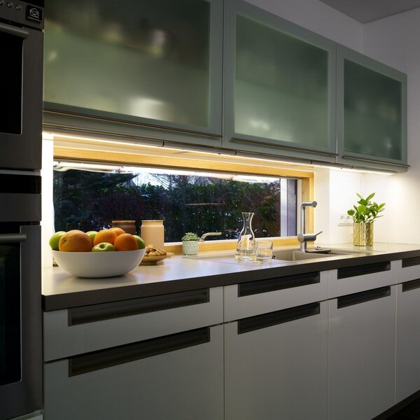 OSRAM LED senzorna podstavna svetilka LINEAR FLAT, 3.000 K srebrna, Kovinska, Kuhinja, Aluminij