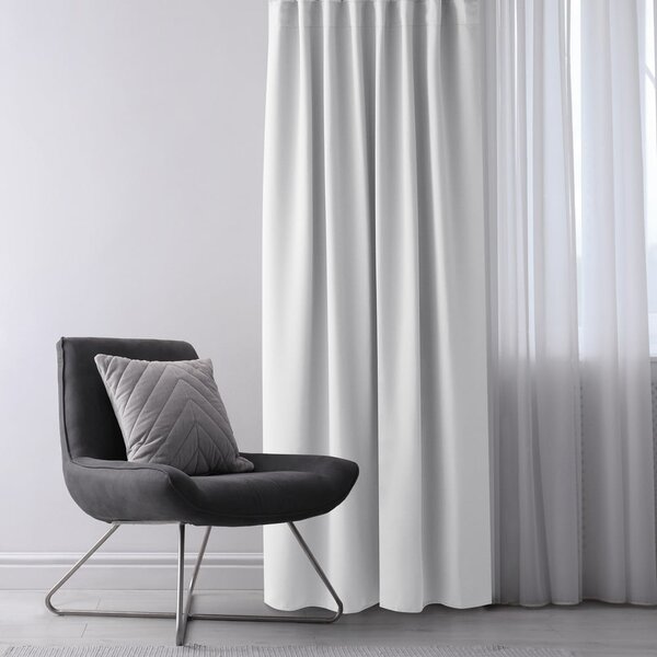 Bela zavesa za delno zatemnitev 140x245 cm Kierra – Restilo