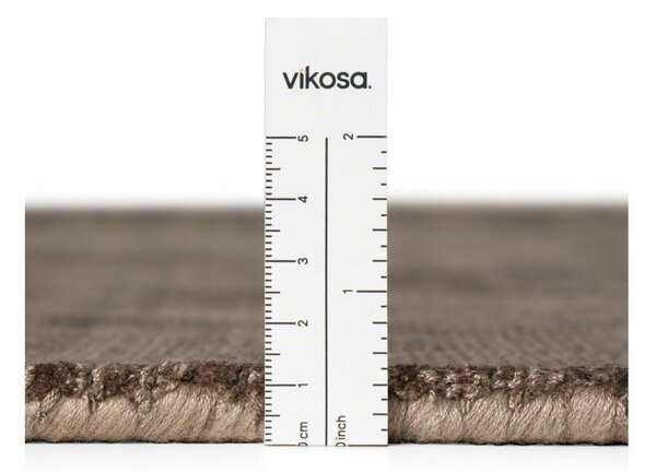 Rjava ročno tkana viskozna preproga 120x180 cm Noemi – Vikosa