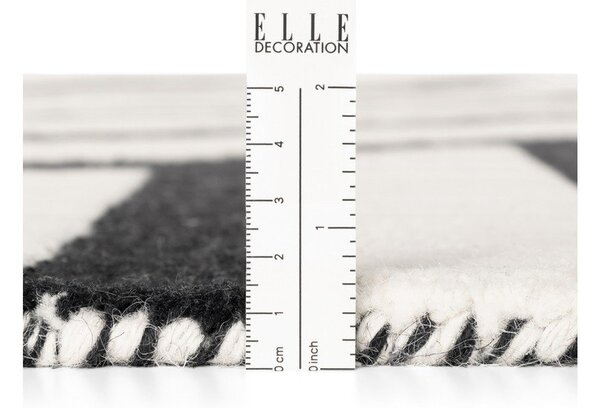 Črno-bela ročno tkana volnena preproga 120x180 cm Stryve Noir – Elle Decoration