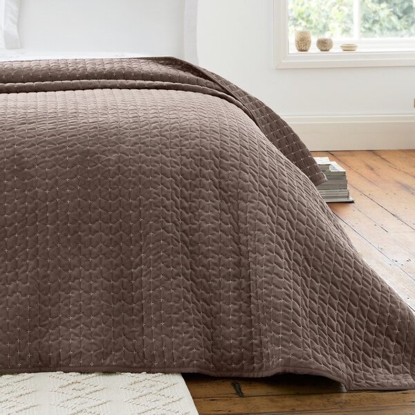 Temno rjavo prešito pregrinjalo 240x260 cm Attica Velvet – Bianca