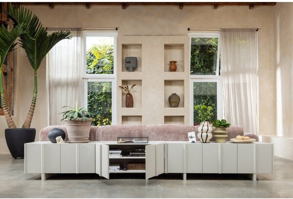 Svetlo siva TV omarica iz masivnega bora 152x53x46 cm Basu – WOOOD