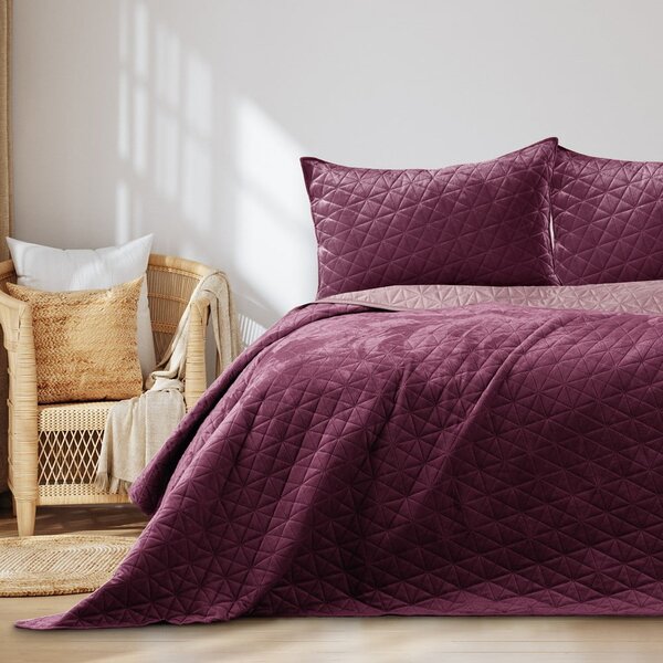 Temno rožnato prešito pregrinjalo 170x210 cm Laila – AmeliaHome