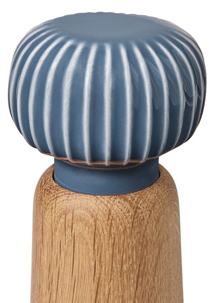 Mlinček za začimbe iz hrastovega lesa z antracitno-sivimi porcelanastimi detajli Kähler Design Hammershoi, višina 13 cm