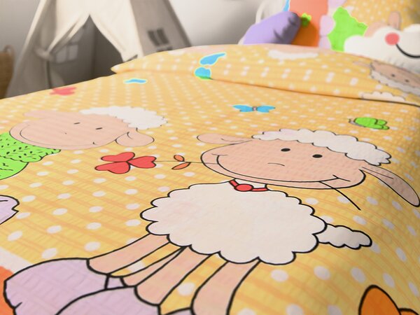 Krep posteljnina za otroško posteljico OVČKE rumena Dimenzije posteljnine: 45 x 65 cm | 90 x 135 cm