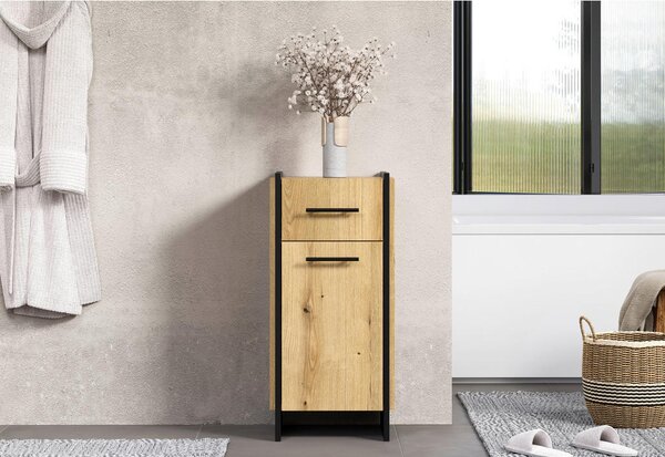 SREDNJE VISOKA OMARA 37/79/31 cm