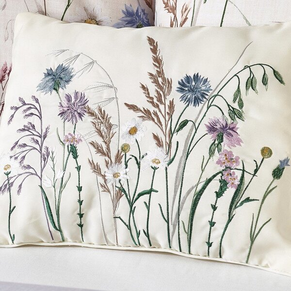 Okrasna blazina 30x40 cm Grasmere Floral Embroidered – Catherine Lansfield